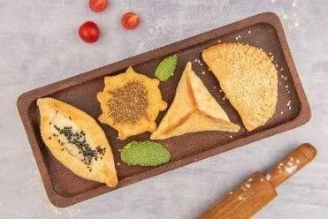 فطائر البركة 20 قطعة (سبانخ,بطاطا,جبنة,زعتر,بيتزا)