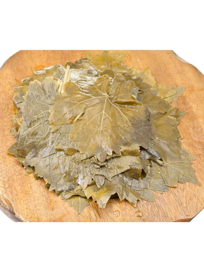 ورق العنب فلسطيني محفوظ بقارورة